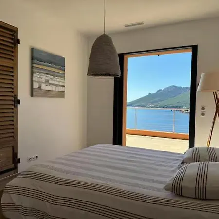 Read Profile Host Before Request - Sea View Villa Villa *