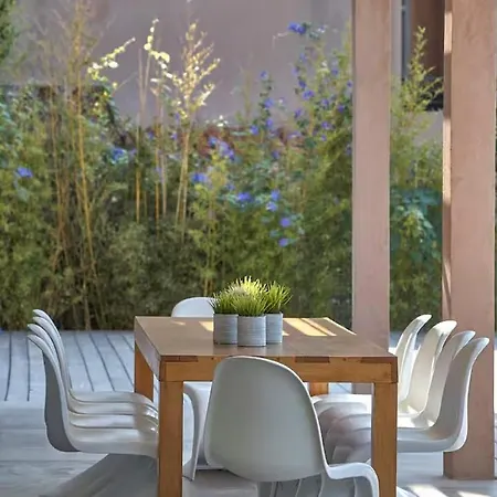 Read Profile Host Before Request - Sea View Villa *